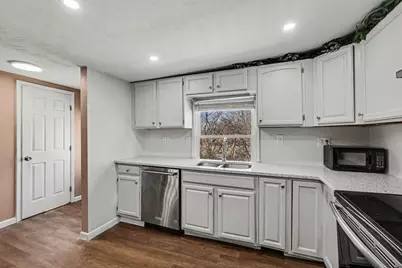 29 Veterans Drive, Highland Heights, KY 41076 - Photo 5