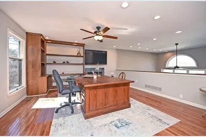 651 Pointe Benton Lane, Covington, KY 41014 - Photo 33