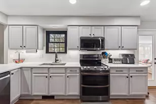 7892 Pleasant Valley Rd, Florence, KY 41042 - Photo 11