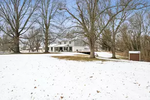 7892 Pleasant Valley Rd, Florence, KY 41042 - Photo 3