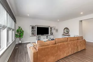 2313 John James Ct, Hebron, KY 41048 - Photo 5