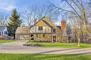 1054 Emerson Rd, Park Hills, KY 41011 - Photo 1