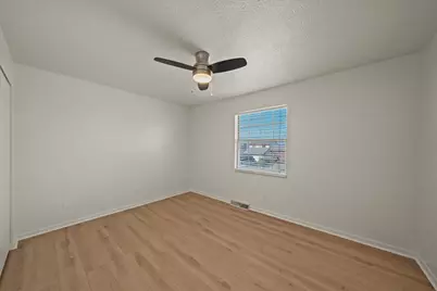 2237 Wideview Dr Drive, Covington, KY 41011 - Photo 15