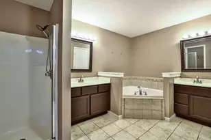 354 Keegan Ct, Burlington, KY 41005 - Photo 9