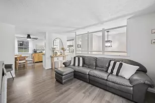 3420 Spring Valley Dr, Erlanger, KY 41018 - Photo 3