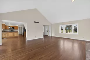 9754 Windsor Way, Florence, KY 41042 - Photo 15