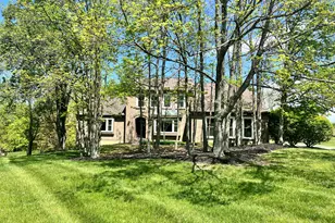 9754 Windsor Way, Florence, KY 41042 - Photo 1