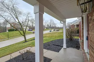 164 Lookout Farm Dr, Crestview Hills, KY 41017 - Photo 3