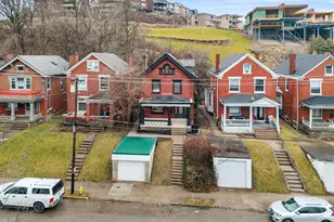 734 E 10th St, Newport, KY 41071 - Photo 1