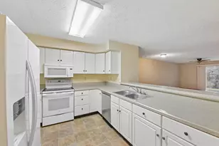 2097 Clareglen Dr, Crescent Springs, KY 41017 - Photo 5