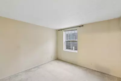 2097 Clareglen Drive #102, Crescent Springs, KY 41017 - Photo 9