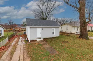 107 Red Cross Ave, Warsaw, KY 41095 - Photo 1