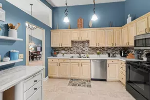 2383 Creedmore Ct, Burlington, KY 41005 - Photo 9