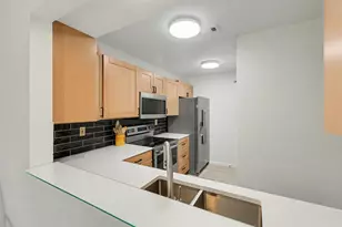 7085 Sweetwater Dr, Florence, KY 41042 - Photo 7