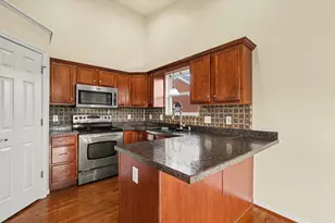 1662 Bingham Cir, Hebron, KY 41048 - Photo 9