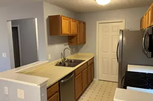 10272 Crossbow Ct, Florence, KY 41042 - Photo 7