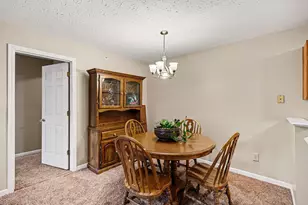 1065 Wellington Dr, Alexandria, KY 41001 - Photo 5