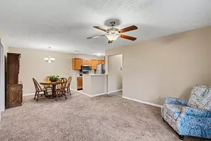 1065 Wellington Dr, Alexandria, KY 41001 - Photo 3