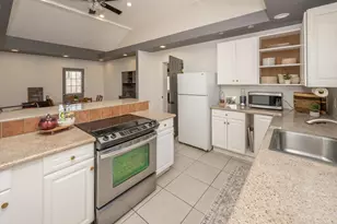 581 Valley View Dr, Taylor Mill, KY 41015 - Photo 7