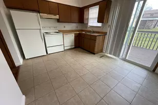 3221 Woodward St, Erlanger, KY 41018 - Photo 3