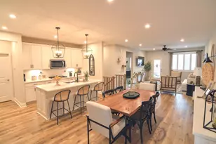 1644 Creekwood Ct, Hebron, KY 41048 - Photo 3