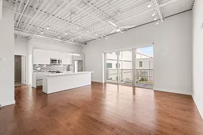 120 Main Street #307, Newport, KY 41071 - Photo 3