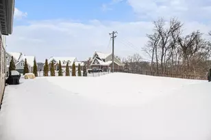 854 Fairbanks Ln, Newport, KY 41071 - Photo 39