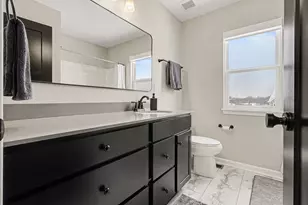 854 Fairbanks Ln, Newport, KY 41071 - Photo 31