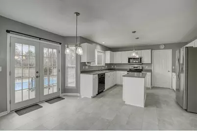 1045 Bloomfield Court, Hebron, KY 41048 - Photo 11