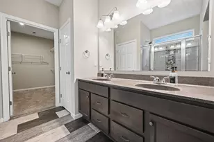 2256 Amici Dr, Covington, KY 41017 - Photo 31