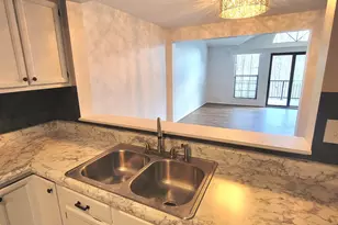 1608 Shady Cove Ln, Florence, KY 41042 - Photo 5