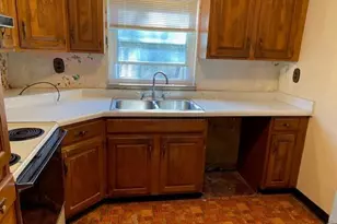 2319 Amsterdam Rd, Villa Hills, KY 41017 - Photo 9