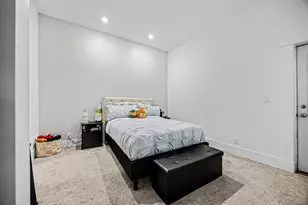 326 W 8th St, Covington, KY 41011 - Photo 15