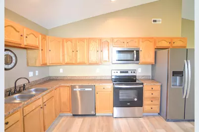 304 Brentwood Drive, Dry Ridge, KY 41035 - Photo 11