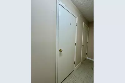 410 Lakeview Drive #11, Wilder, KY 41071 - Photo 37