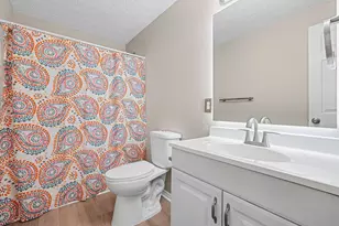 3060 Featherstone Dr, Burlington, KY 41005 - Photo 7