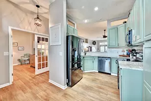 1475 Atlanta Ct, Florence, KY 41042 - Photo 9