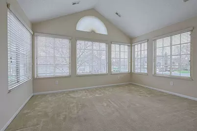 9186 Royal Oak Lane, Union, KY 41091 - Photo 11