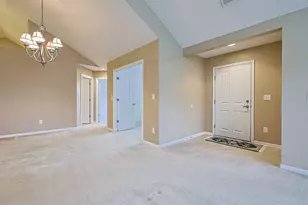 9186 Royal Oak Ln, Union, KY 41091 - Photo 5