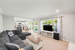 8430 Woodcreek Dr, Florence, KY 41042 - Photo 5