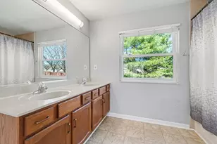 8430 Woodcreek Dr, Florence, KY 41042 - Photo 17