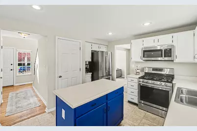 8430 Woodcreek Drive, Florence, KY 41042 - Photo 11