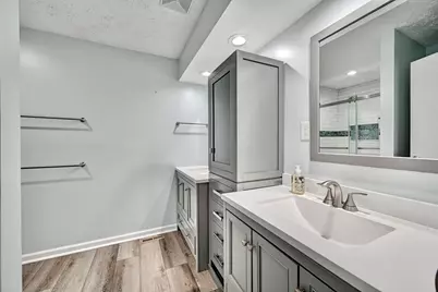 8657 Valleyview Drive, Florence, KY 41042 - Photo 21