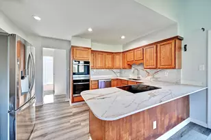 8657 Valleyview Dr, Florence, KY 41042 - Photo 17