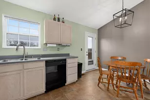 121 Indian Creek Dr, Covington, KY 41017 - Photo 5