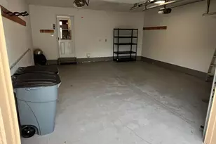 1009 Appleblossom Dr, Villa Hills, KY 41017 - Photo 3