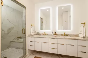 700 Ovation Wy, Newport, KY 41071 - Photo 7