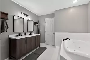 94 Longridge Dr, Alexandria, KY 41001 - Photo 19