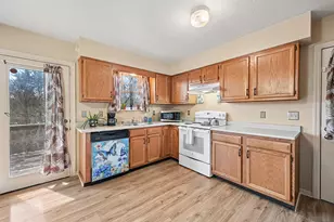 16 Blanche Ave, Williamstown, KY 41097 - Photo 3