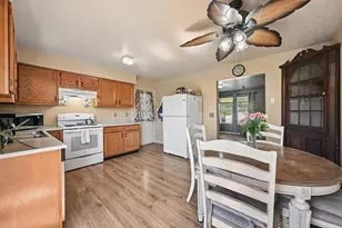 16 Blanche Ave, Williamstown, KY 41097 - Photo 13